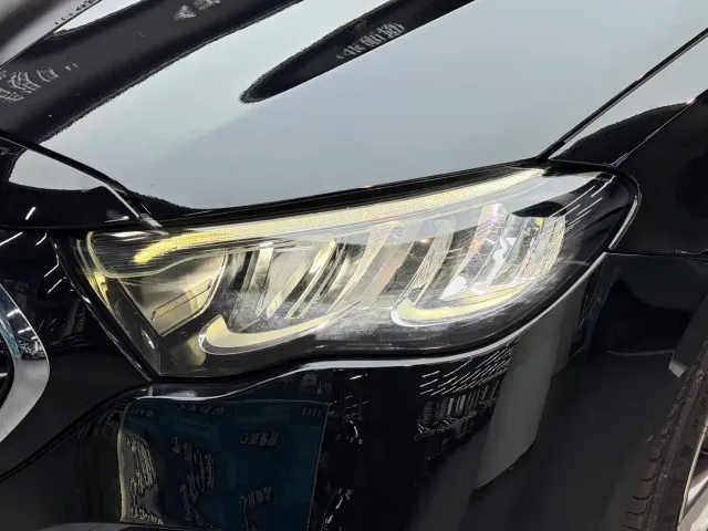 Mercedes-Benz E-Class — Фото автомобиля 19