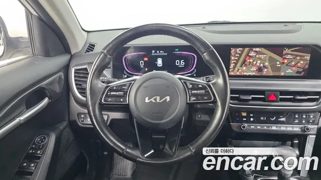 Kia Seltos New — Фото автомобиля 23