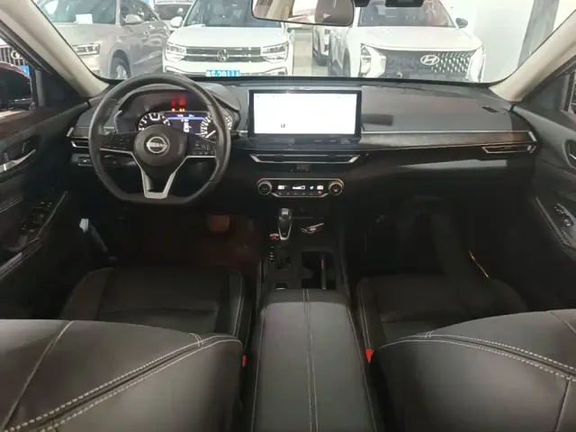 Nissan Teana — Фото автомобиля 9