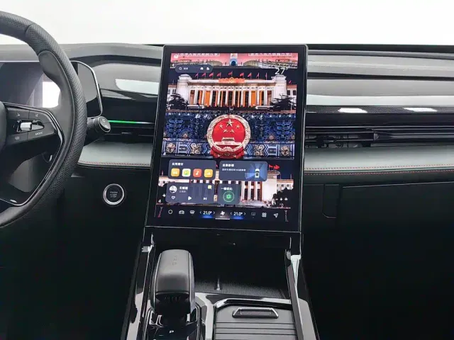 Geely Boyue — Фото автомобиля 12