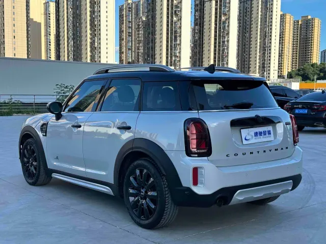 MINI Countryman — Фото автомобиля 4
