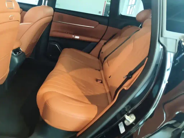 Changan Qiyuan Q07 — Фото автомобиля 16