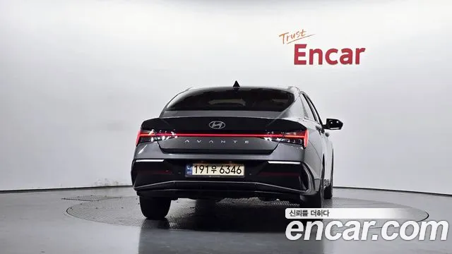 Hyundai AVANTE Новый Avante (CN7) — Фото автомобиля 4