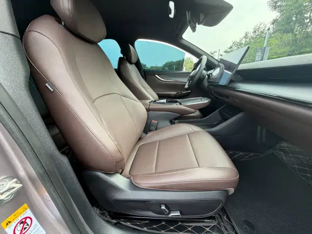 Changan Qiyuan A07 — Фото автомобиля 16
