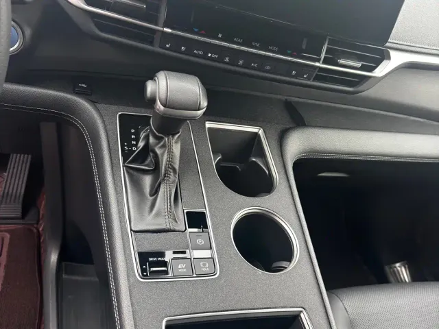 Toyota Sienna — Фото автомобиля 5