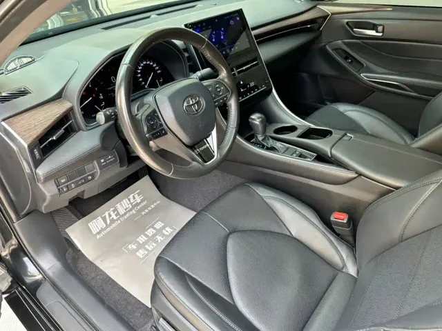 Toyota Avalon — Фото автомобиля 8