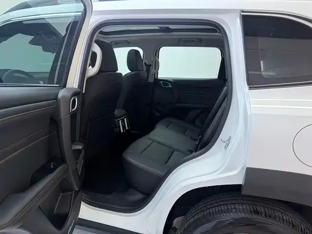 Haval Big Dog — Фото автомобиля 14