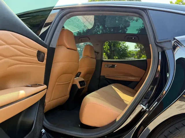 Geely Galaxy Xingyao 8 — Фото автомобиля 11