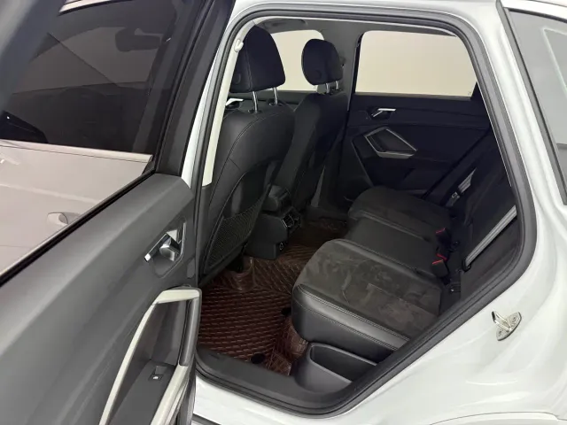 Audi Q3 — Фото автомобиля 15