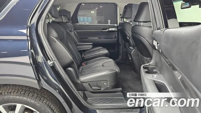 Hyundai Palisade Palisade Бензин 3.8 2WD — Фото автомобиля 12