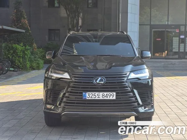 Lexus LX — Фото автомобиля 2