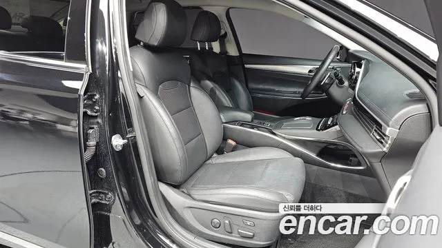 Hyundai Grandeur — Фото автомобиля 8