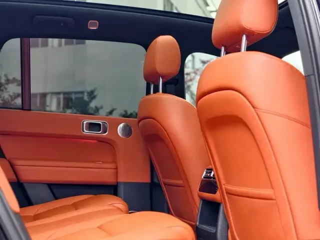 Li Auto L6 — Фото автомобиля 6