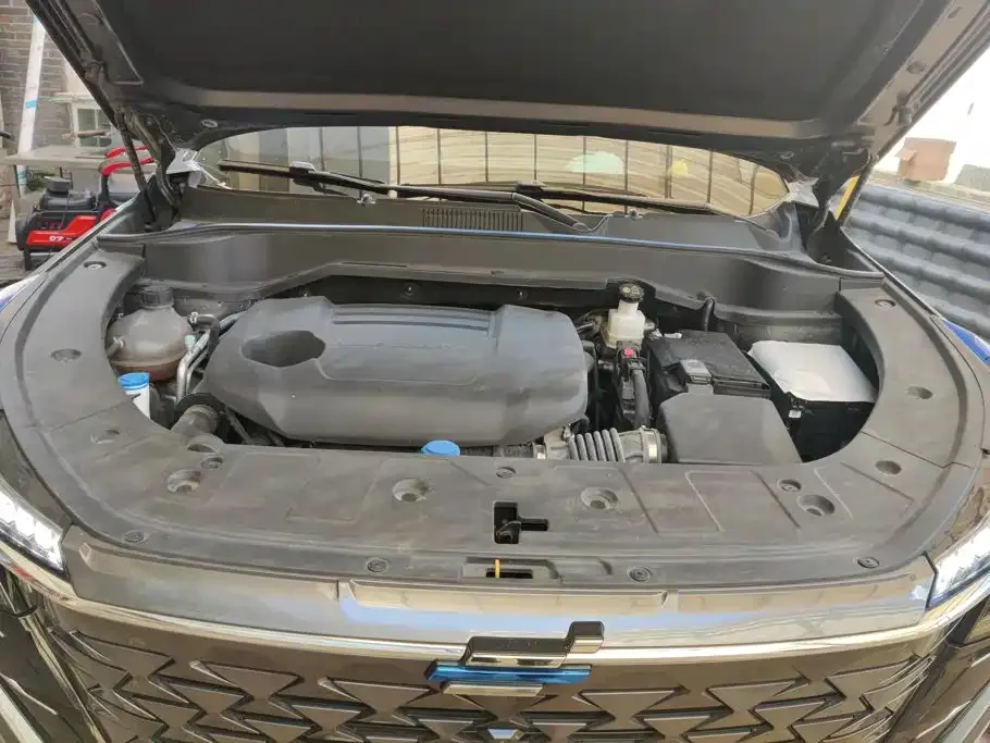 Changan Oshan Changan Oshan Z6 2023 Blue Whale 2.0T Auto Smart Drive — Фото автомобиля 10