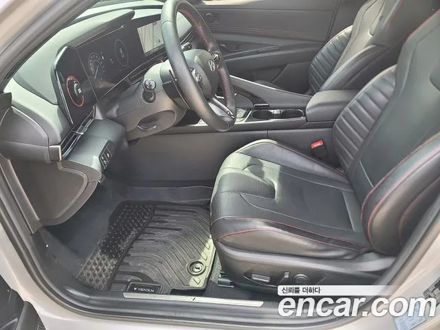 Hyundai Avante CN7 — Фото автомобиля 10