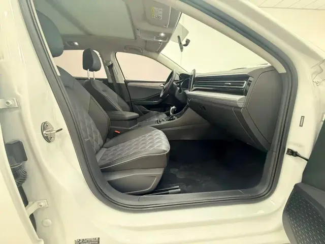 Volkswagen Sagitar — Фото автомобиля 10