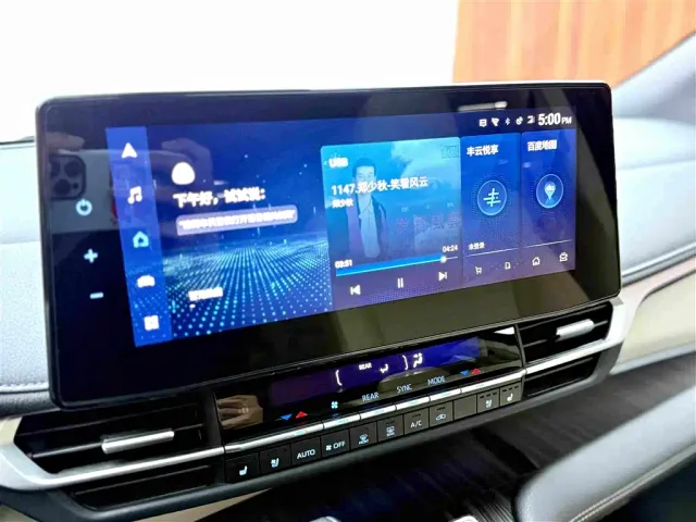 Toyota Sienna — Фото автомобиля 12