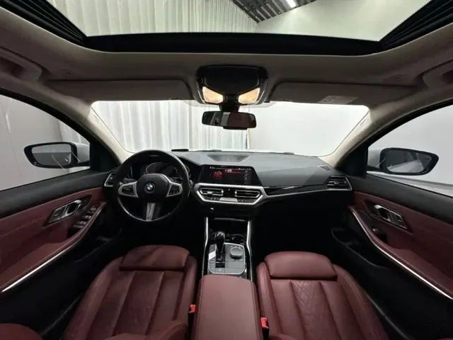 BMW 3 Series — Фото автомобиля 9