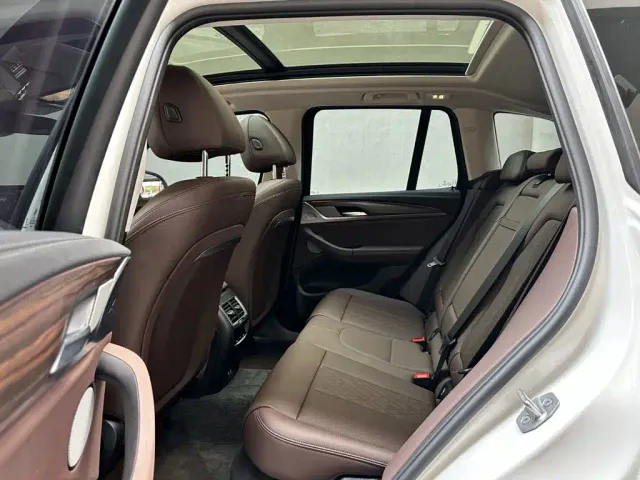 BMW X3 — Фото автомобиля 10