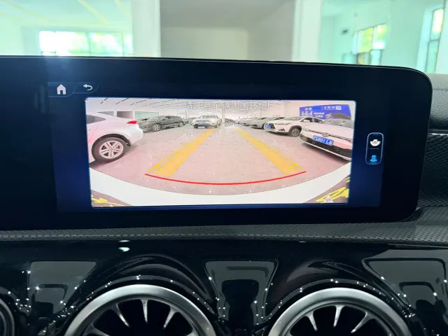 Mercedes-Benz A-Class — Фото автомобиля 18