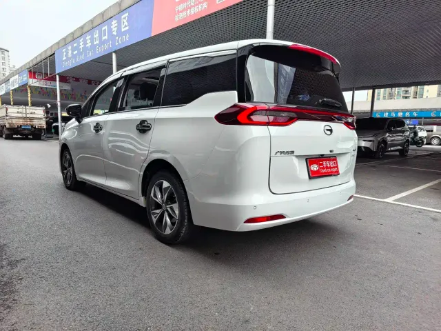 GAC Trumpchi M6 — Фото автомобиля 8