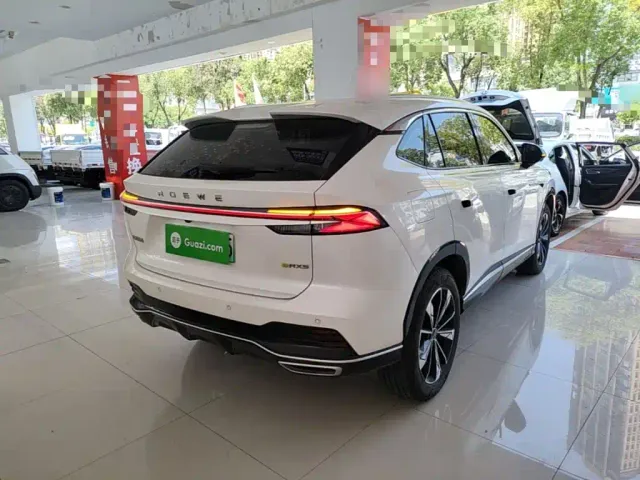 Roewe RX5 — Фото автомобиля 6