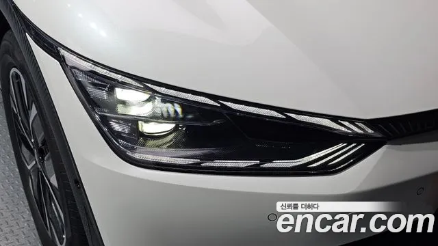 Kia EV6 — Фото автомобиля 7