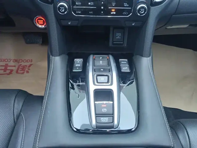 Honda UR-V — Фото автомобиля 16