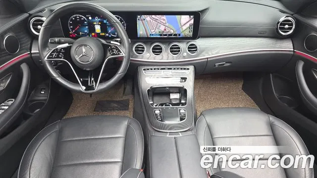 Mercedes-Benz E-Class — Фото автомобиля 7