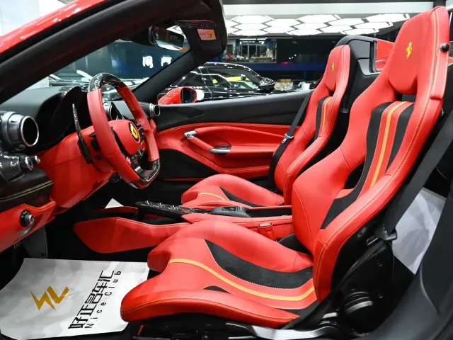 Ferrari F8 — Фото автомобиля 10
