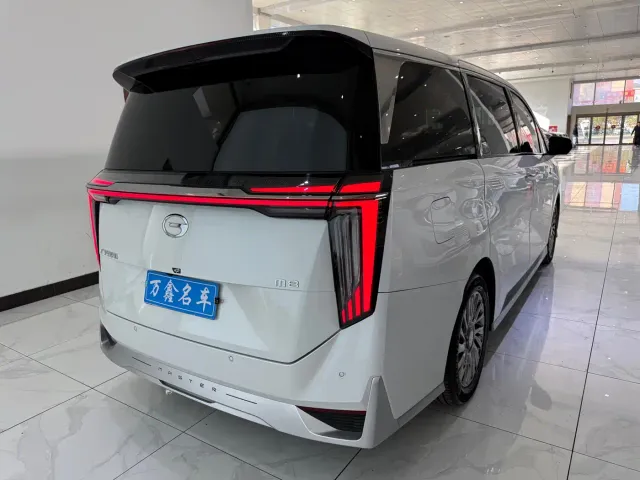 GAC Trumpchi M8 — Фото автомобиля 22