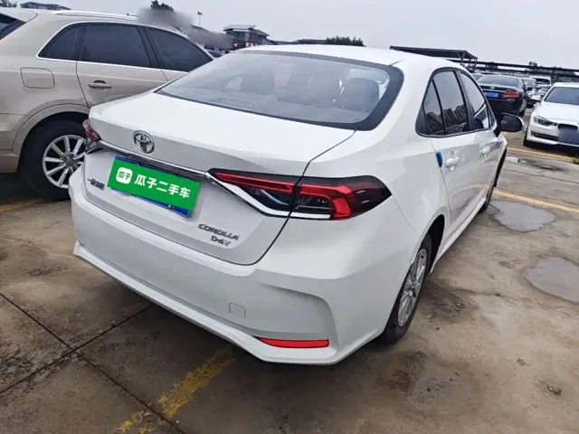 Toyota Corolla — Фото автомобиля 6