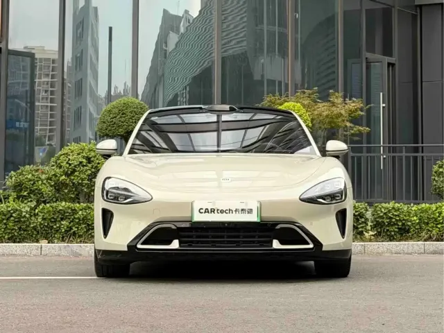 Xiaomi SU7 — Фото автомобиля 2