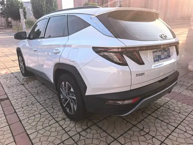 Hyundai Hyundai Tucson 2022 Tucson L 2.0L Hybrid Premium Edition — Фото автомобиля 16