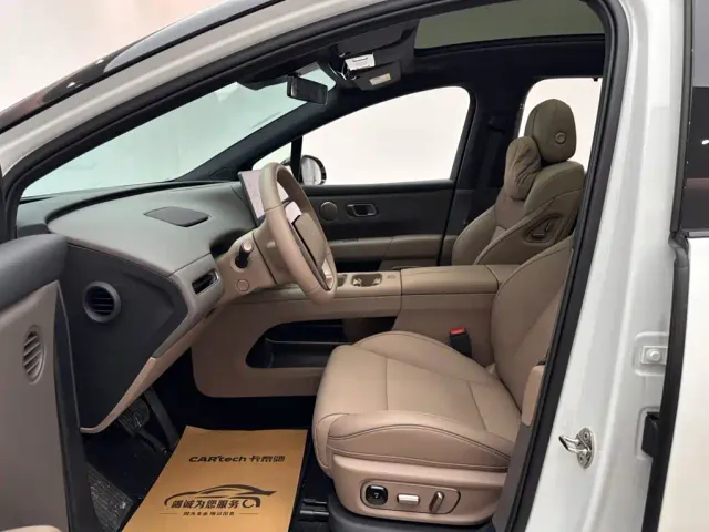 Li Auto i6 — Фото автомобиля 8