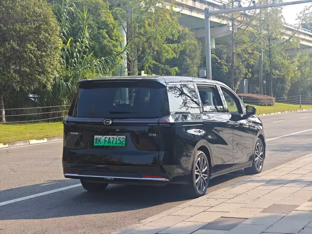 GAC Trumpchi E8 — Фото автомобиля 7