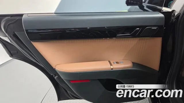 Hyundai Grandeur GN7 — Фото автомобиля 14