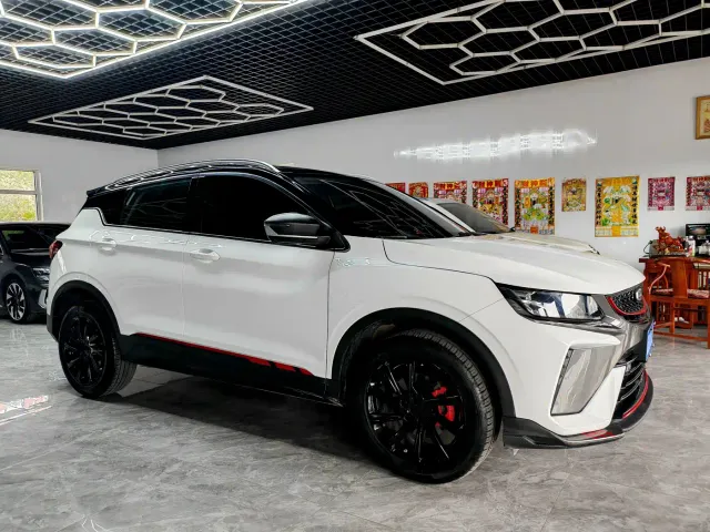 Geely Binyue — Фото автомобиля 3