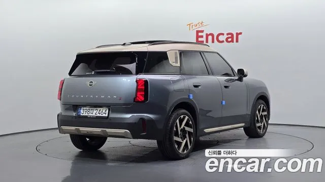 MINI Countryman 3rd Gen — Фото автомобиля 2