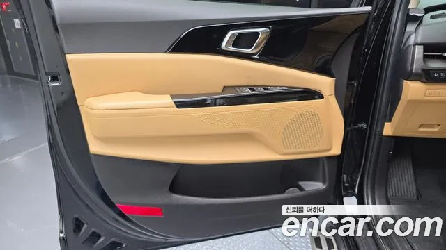 Kia Canival — Фото автомобиля 20