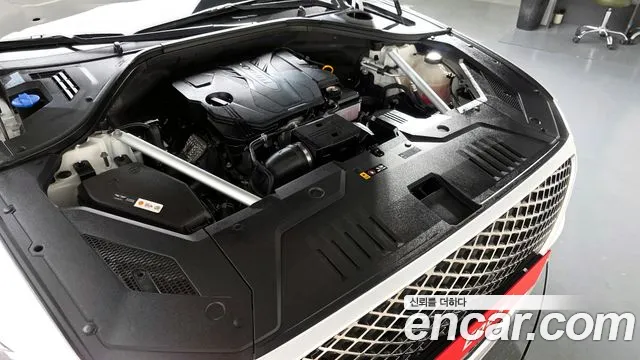 Genesis GV70 2.5T Бензин AWD — Фото автомобиля 6