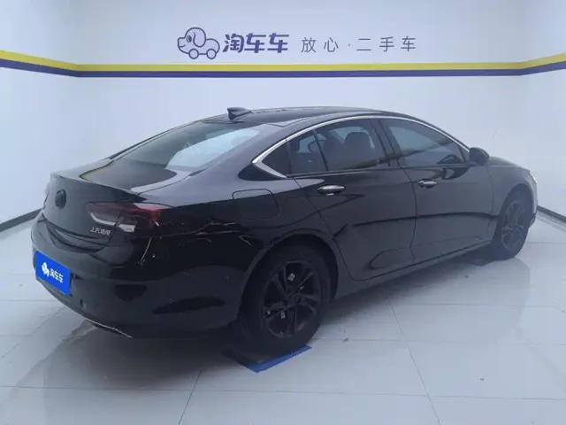 Buick Regal — Фото автомобиля 3