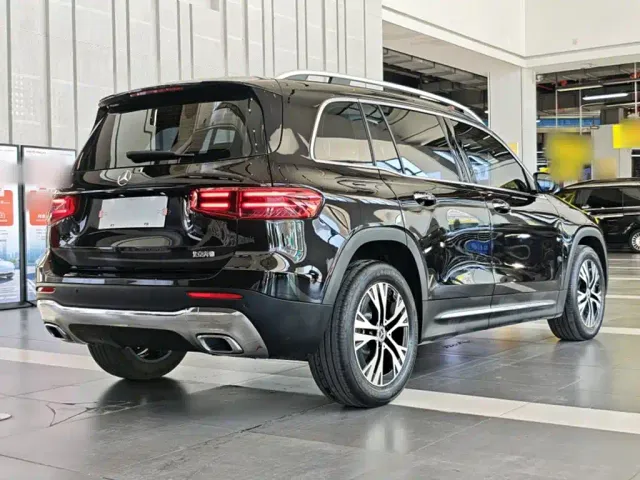 Mercedes-Benz GLB-Class — Фото автомобиля 12
