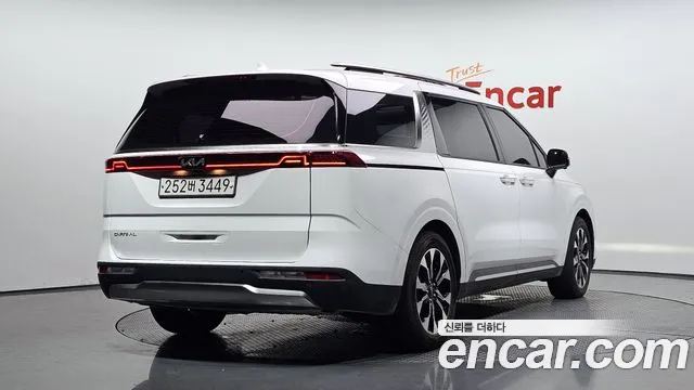 Kia Canival Carnival 4 поколение Дизель 7 мест Signature — Фото автомобиля 2