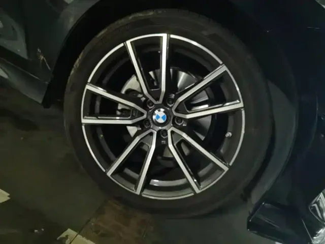 BMW 3 Series — Фото автомобиля 6