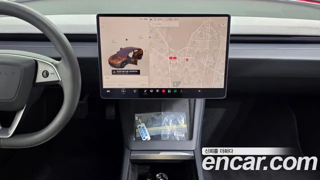 Tesla Model 3 — Фото автомобиля 13