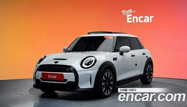 Фотография автомобиля — Mini Cooper