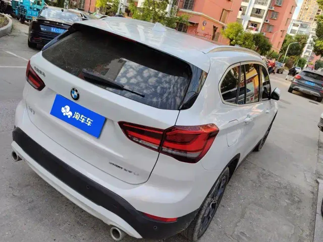 BMW X1 — Фото автомобиля 3