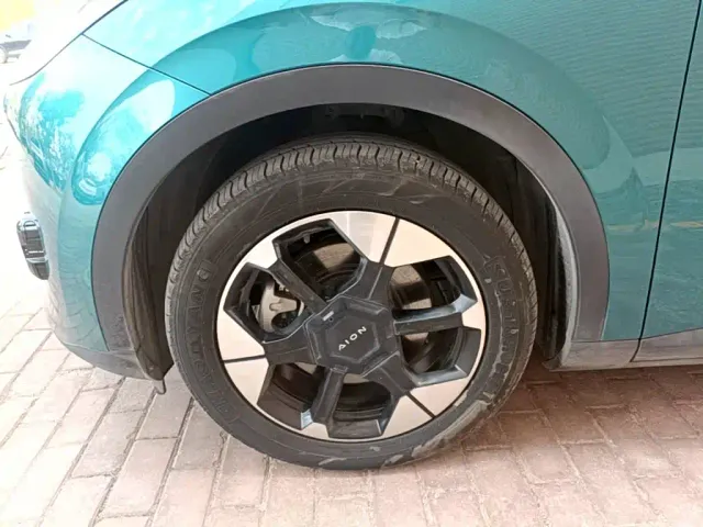 GAC Aion UT — Фото автомобиля 22
