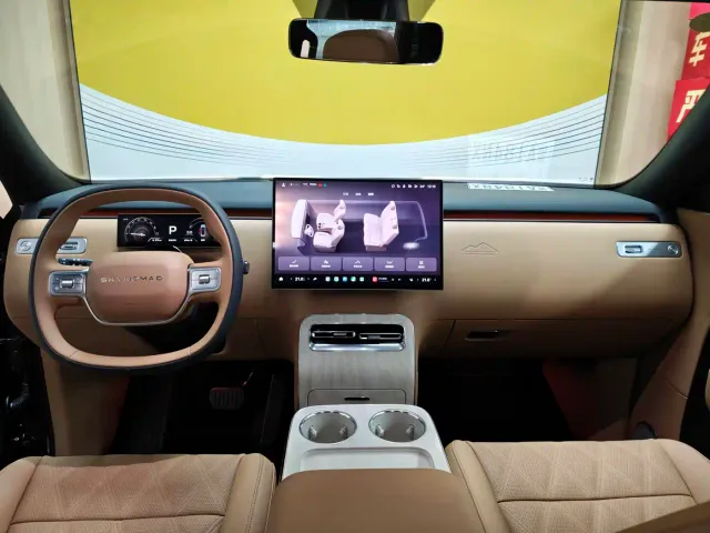 Xiaomi Pengcheng N70 — Фото автомобиля 9